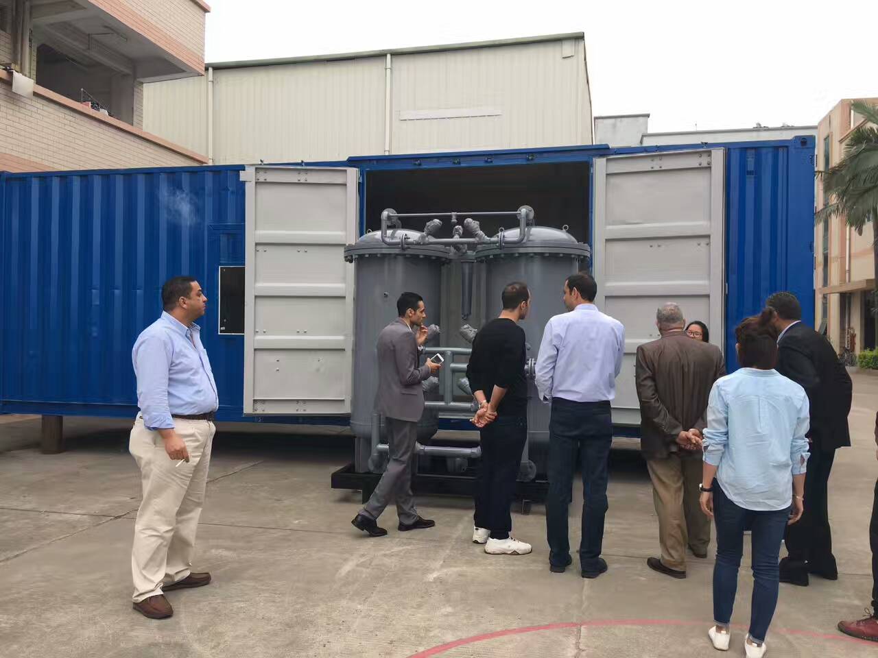 集裝(zhuāng)箱移動制氮機